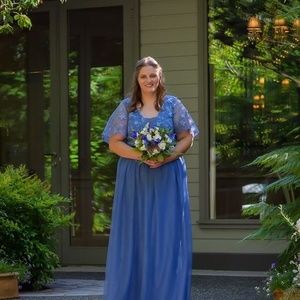 Meet your Posher, Alexia